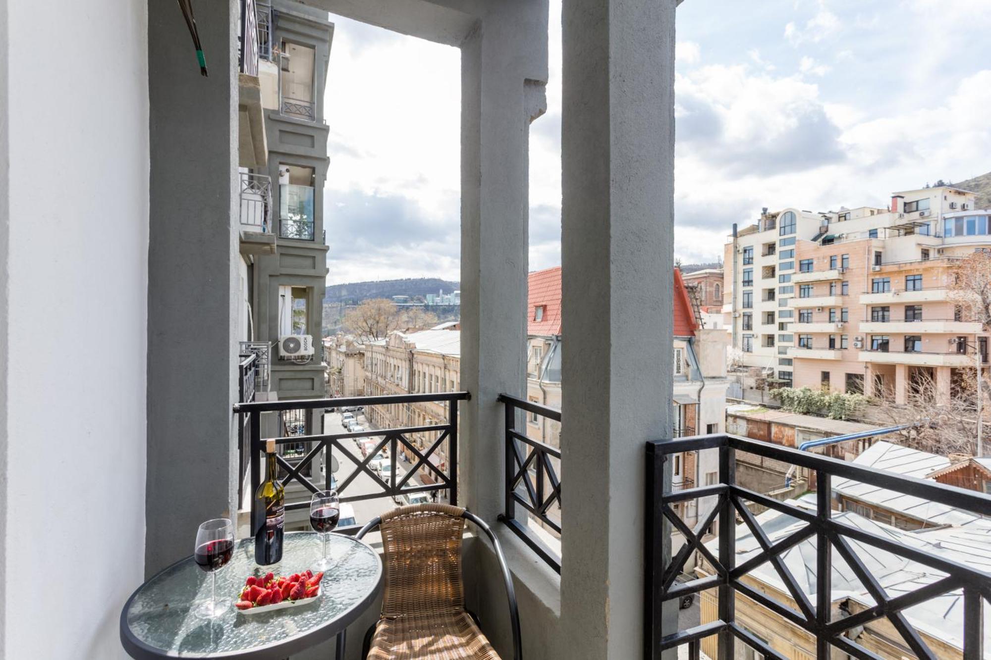 Tbilisi Apartment Ll Екстер'єр фото